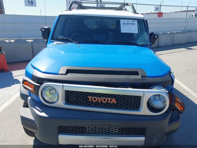 2007 Toyota Fj Cruiser მანქანა იყიდება აუქციონზე, vin: JTEBU11F470059094, აუქციონის ნომერი: 46183902