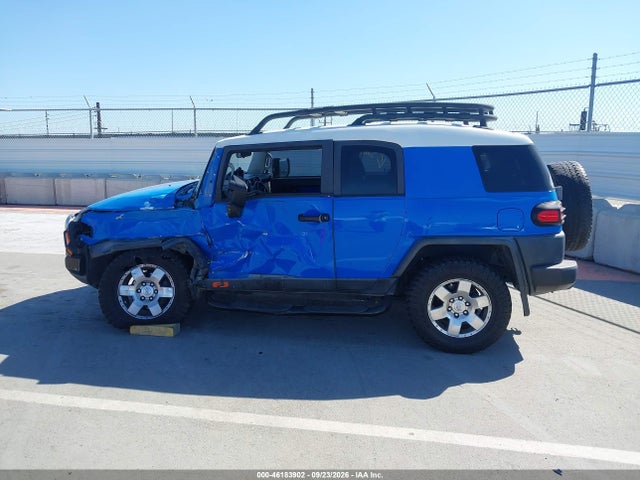 2007 Toyota Fj Cruiser მანქანა იყიდება აუქციონზე, vin: JTEBU11F470059094, აუქციონის ნომერი: 46183902