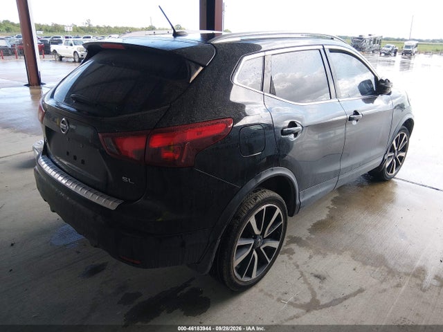 46183944 :رقم المزاد ، JN1BJ1CP0JW100508 vin ، 2018 Nissan Rogue Sport Sl مزاد بيع