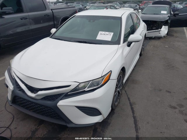 2018 Toyota Camry Se მანქანა იყიდება აუქციონზე, vin: 4T1B11HK5JU647260, აუქციონის ნომერი: 46183973