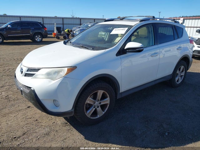 Toyota Rav4 Xle 2014 JTMRFREV4EJ001166 Image 2