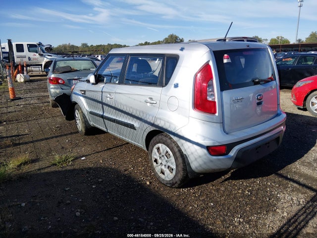 Auction sale of the 2013 Kia Soul, vin: KNDJT2A54D7758096, lot number: 46184000
