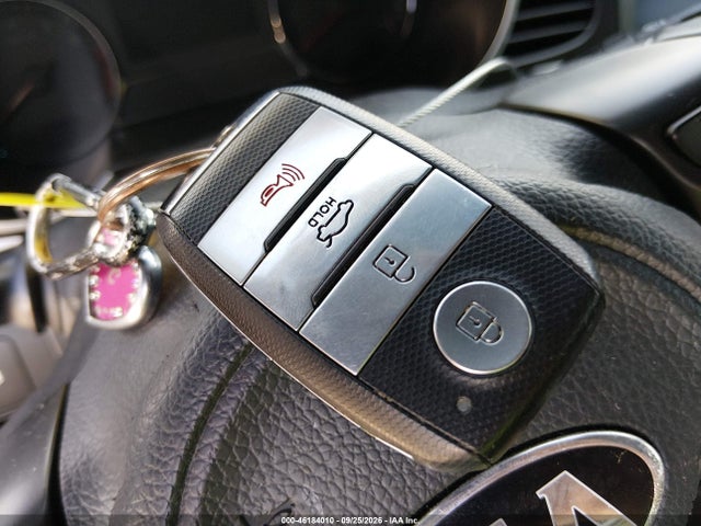 2015 Kia Optima Sxl Turbo მანქანა იყიდება აუქციონზე, vin: 5XXGR4A67FG505250, აუქციონის ნომერი: 46184010