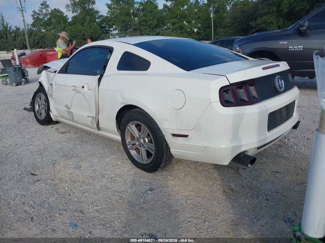 2013 Ford Mustang V6 მანქანა იყიდება აუქციონზე, vin: 1ZVBP8AM4D5245118, აუქციონის ნომერი: 46184021