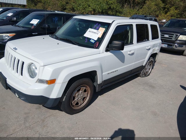 46184031 :رقم المزاد ، 1C4NJPBB0GD810211 vin ، 2016 Jeep Patriot Sport مزاد بيع