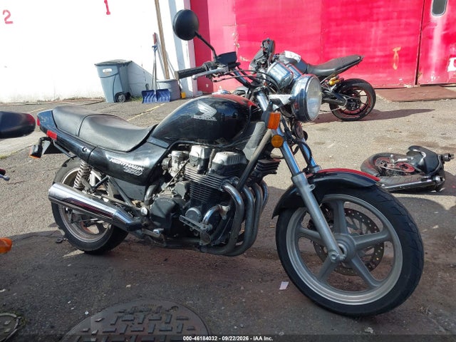46184032 :رقم المزاد ، JH2RC3800WM600594 vin ، 1998 Honda Cb750 مزاد بيع