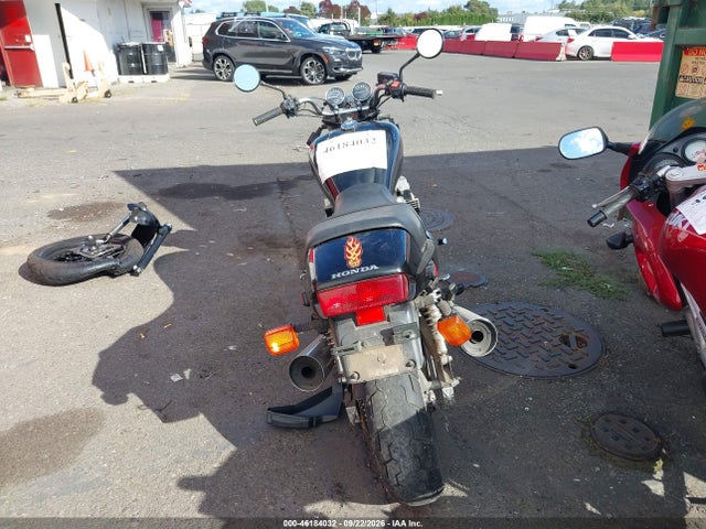 46184032 :رقم المزاد ، JH2RC3800WM600594 vin ، 1998 Honda Cb750 مزاد بيع