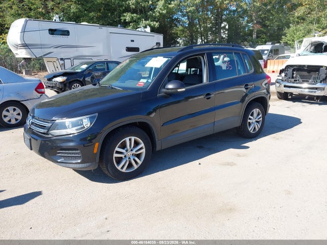Auction sale of the 2017 Volkswagen Tiguan 2.0t/2.0t S, vin: WVGBV7AX6HK015905, lot number: 46184035