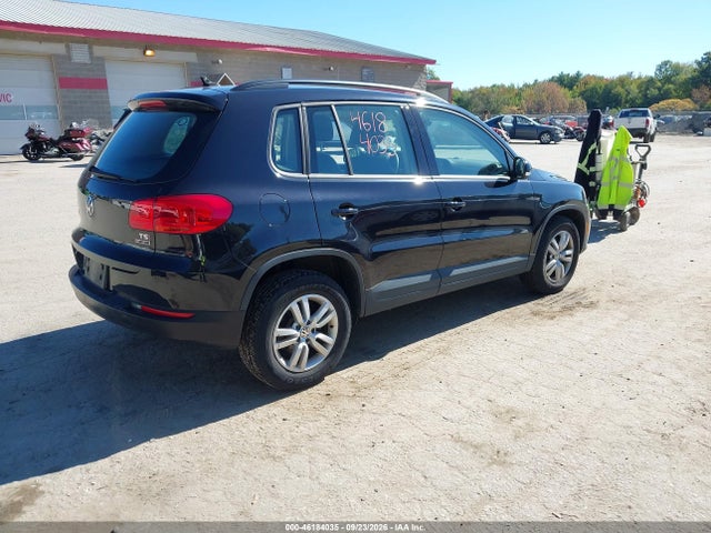 Auction sale of the 2017 Volkswagen Tiguan 2.0t/2.0t S, vin: WVGBV7AX6HK015905, lot number: 46184035