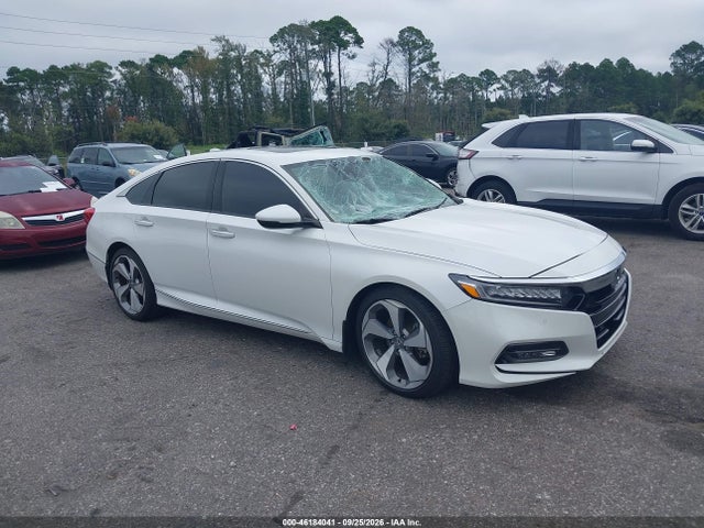 Продаж на аукціоні авто 2018 Honda Accord Touring, vin: 1HGCV1F9XJA044675, номер лоту: 46184041