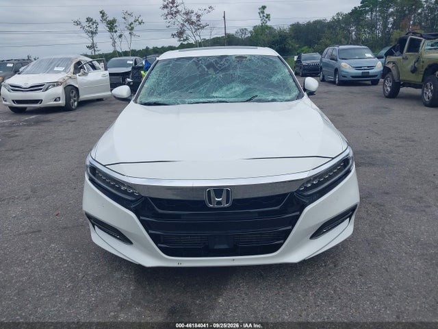 Продаж на аукціоні авто 2018 Honda Accord Touring, vin: 1HGCV1F9XJA044675, номер лоту: 46184041