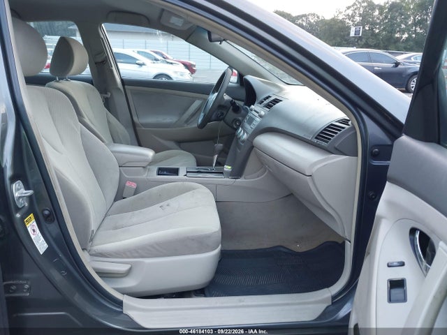 46184103 :رقم المزاد ، 4T1BE46K27U511380 vin ، 2007 Toyota Camry Le مزاد بيع