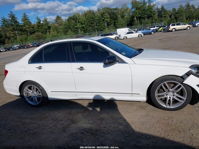 Продаж на аукціоні авто 2014 Mercedes-benz C 300 Sport 4matic, vin: WDDGF8AB0EA933772, номер лоту: 46184109
