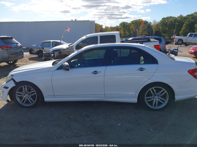 Продаж на аукціоні авто 2014 Mercedes-benz C 300 Sport 4matic, vin: WDDGF8AB0EA933772, номер лоту: 46184109