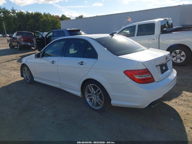 Продаж на аукціоні авто 2014 Mercedes-benz C 300 Sport 4matic, vin: WDDGF8AB0EA933772, номер лоту: 46184109