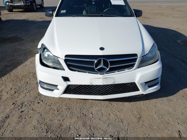 Продаж на аукціоні авто 2014 Mercedes-benz C 300 Sport 4matic, vin: WDDGF8AB0EA933772, номер лоту: 46184109