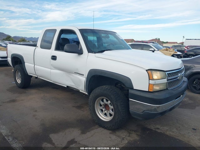 Продажа на аукционе авто 2005 Chevrolet Silverado 2500hd Work Truck, vin: 1GCHC29U15E209219, номер лота: 46184110