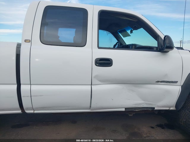 Продажа на аукционе авто 2005 Chevrolet Silverado 2500hd Work Truck, vin: 1GCHC29U15E209219, номер лота: 46184110