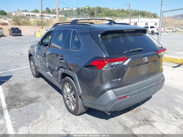 Toyota Rav4 Xle Premium 2021 2T3C1RFV4MC172214 Image 3