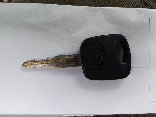 Продажа на аукционе авто 2000 Ford F-150 Lariat/work Series/xl/xlt, vin: 2FTRX18W2YCA35743, номер лота: 46184220
