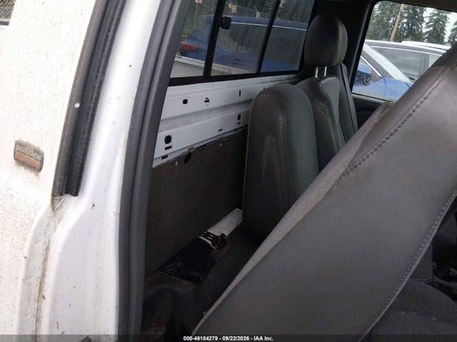 Aukcja sprzedaży 2004 Chevrolet Silverado 1500 Work Truck, vin: 1GCEC14VX4E136637, numer aukcji: 46184279