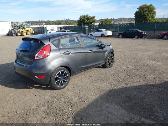 Ford FIESTA SE 2016 3FADP4EJ7GM118288 Image 4