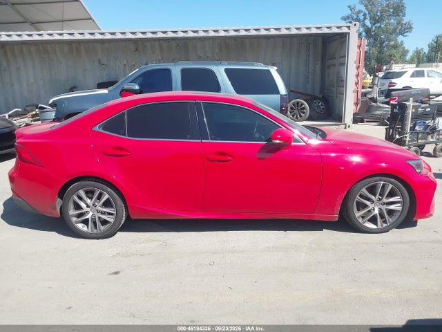 Lexus IS 300 2019 JTHBA1D24K5093567 Image 13