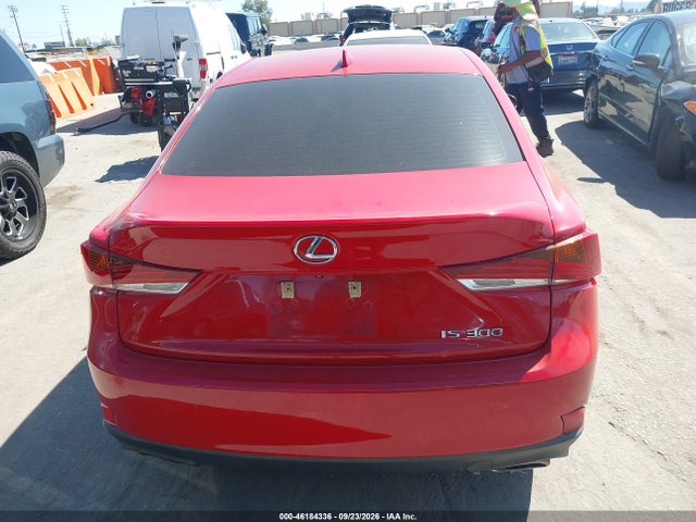 Lexus IS 300 2019 JTHBA1D24K5093567 Image 16