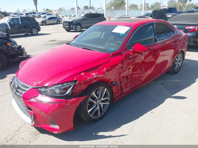 Lexus IS 300 2019 JTHBA1D24K5093567 Image 2