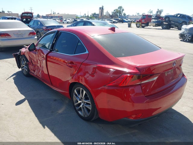 Lexus IS 300 2019 JTHBA1D24K5093567 Image 3