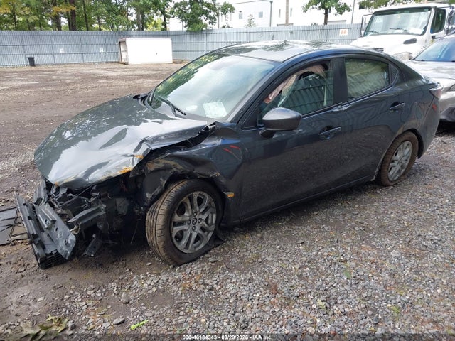 46184343 :رقم المزاد ، 3MYDLBYV9JY324528 vin ، 2018 Toyota Yaris Ia مزاد بيع