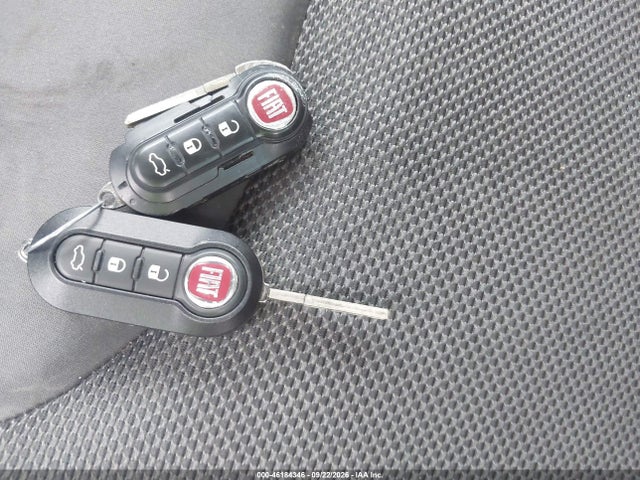 46184346 :رقم المزاد ، ZFBCFADH1EZ021768 vin ، 2014 Fiat 500l Trekking مزاد بيع
