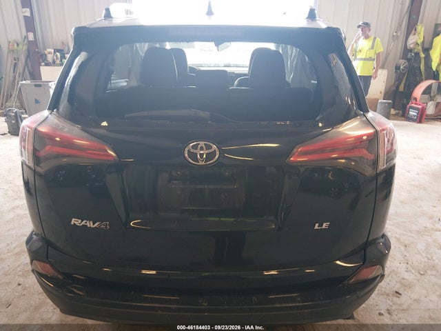 46184403 :رقم المزاد ، 2T3ZFREV6HW374246 vin ، 2017 Toyota Rav4 Le مزاد بيع