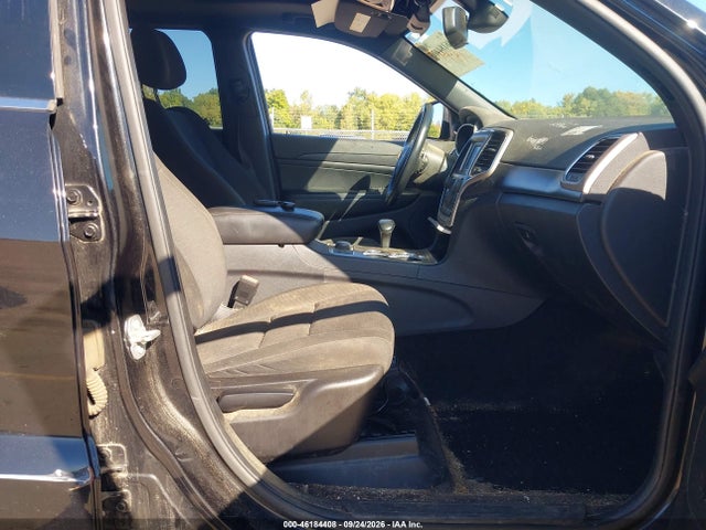 46184408 :رقم المزاد ، 1C4RJFAG2FC649647 vin ، 2015 Jeep Grand Cherokee Laredo مزاد بيع