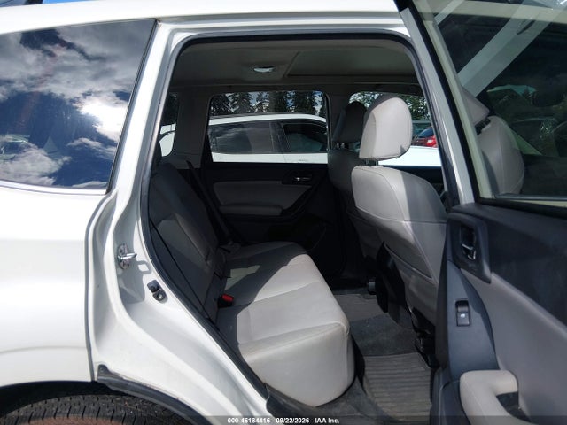 Subaru Forester 2.5i Limited 2015 JF2SJAHC8FH418859 Image 8