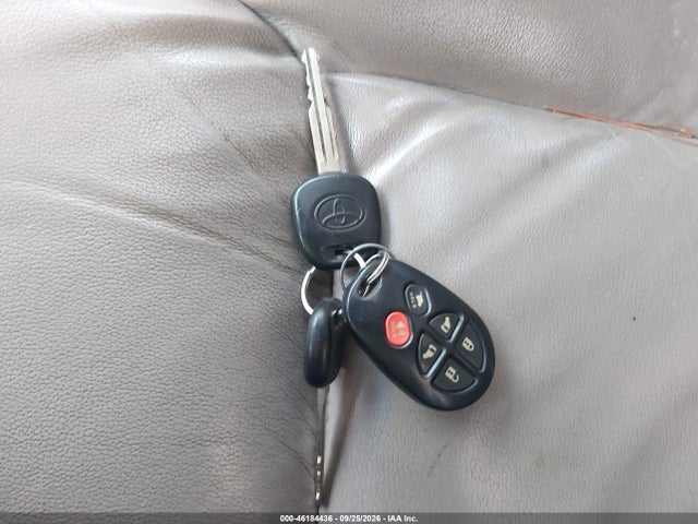 2007 Toyota Sienna Xle Limited მანქანა იყიდება აუქციონზე, vin: 5TDBK22CX7S007213, აუქციონის ნომერი: 46184436