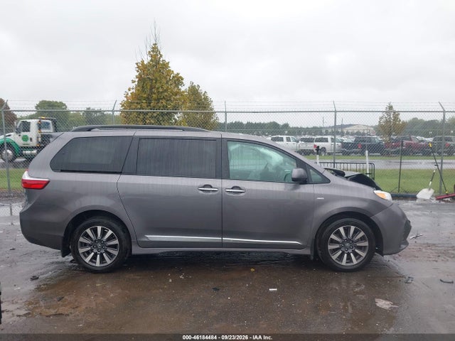 Продажа на аукционе авто 2018 Toyota Sienna Xle Premium 7 Passenger, vin: 5TDDZ3DC7JS208789, номер лота: 46184484