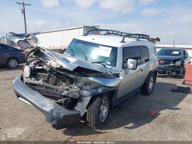 46184486 :رقم المزاد ، JTEBU11F670044726 vin ، 2007 Toyota Fj Cruiser مزاد بيع