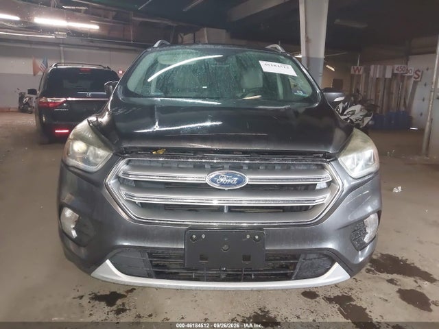 2017 Ford Escape Titanium მანქანა იყიდება აუქციონზე, vin: 1FMCU9JD8HUE00427, აუქციონის ნომერი: 46184512