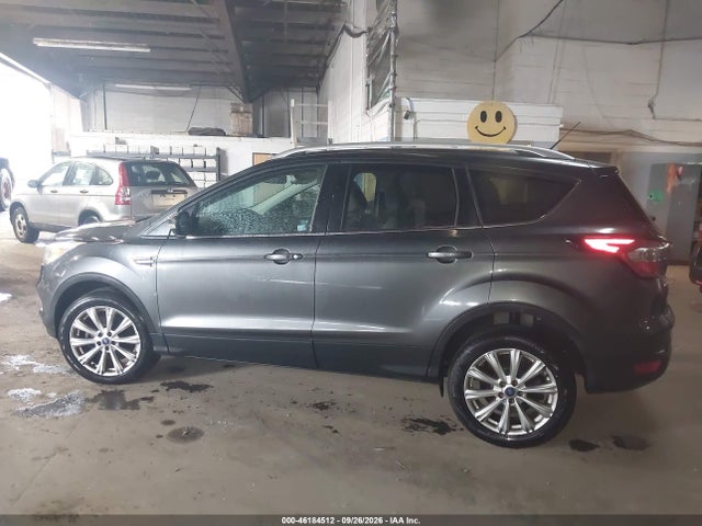 2017 Ford Escape Titanium მანქანა იყიდება აუქციონზე, vin: 1FMCU9JD8HUE00427, აუქციონის ნომერი: 46184512