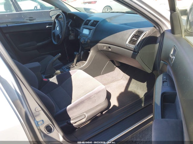 2004 Honda Accord 2.4 Lx მანქანა იყიდება აუქციონზე, vin: JHMCM56444C026550, აუქციონის ნომერი: 46184540