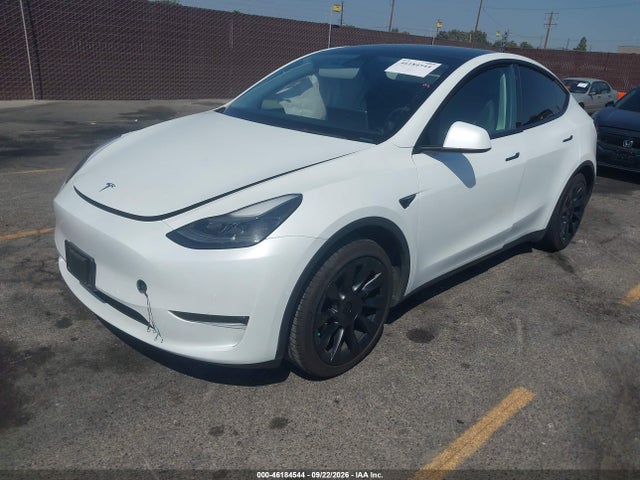Продаж на аукціоні авто 2022 Tesla Model Y Long Range, vin: 7SAYGAEE5NF556924, номер лоту: 46184544