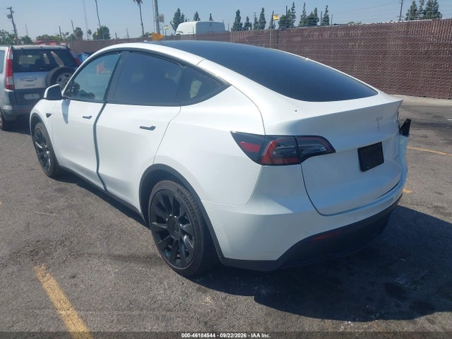 Продаж на аукціоні авто 2022 Tesla Model Y Long Range, vin: 7SAYGAEE5NF556924, номер лоту: 46184544