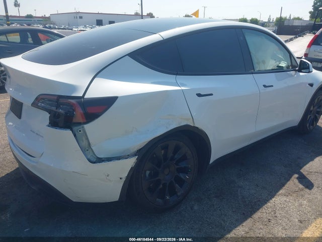 Продаж на аукціоні авто 2022 Tesla Model Y Long Range, vin: 7SAYGAEE5NF556924, номер лоту: 46184544
