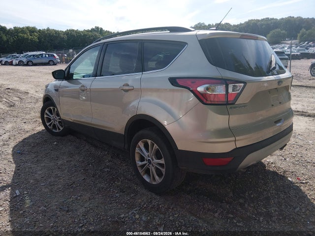46184563 :رقم المزاد ، 1FMCU0GD0JUA49909 vin ، 2018 Ford Escape Se مزاد بيع