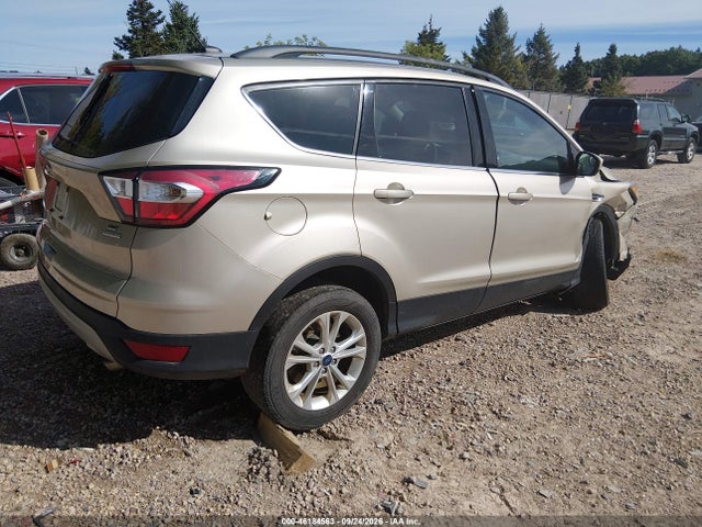 46184563 :رقم المزاد ، 1FMCU0GD0JUA49909 vin ، 2018 Ford Escape Se مزاد بيع