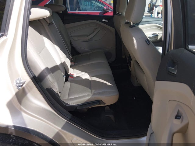 46184563 :رقم المزاد ، 1FMCU0GD0JUA49909 vin ، 2018 Ford Escape Se مزاد بيع