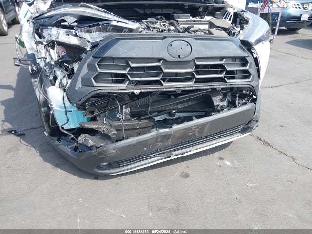 2026 Toyota Corolla Cross Xle მანქანა იყიდება აუქციონზე, vin: 7MUEAAAG7TV178158, აუქციონის ნომერი: 46184583