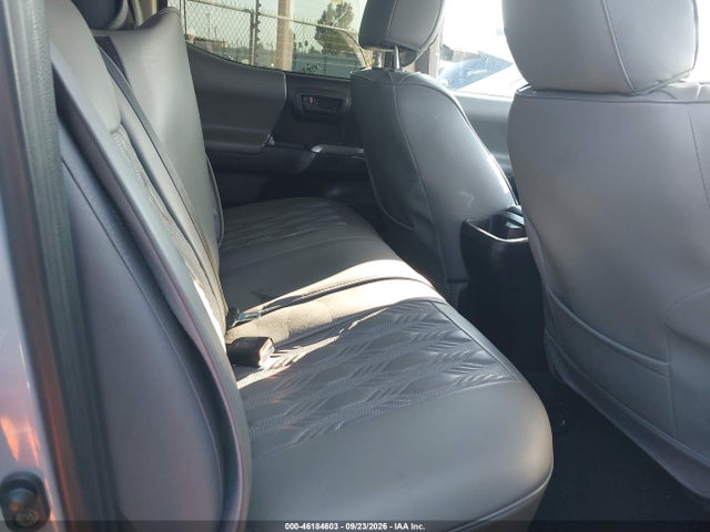 3TMAZ5CN6KM099535 Toyota Tacoma Sr5 V6