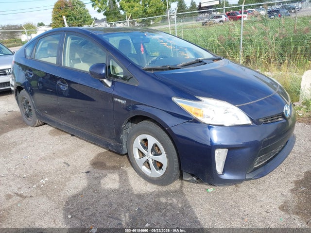 Продажа на аукционе авто 2015 Toyota Prius Three, vin: JTDKN3DU2F0435815, номер лота: 46184660